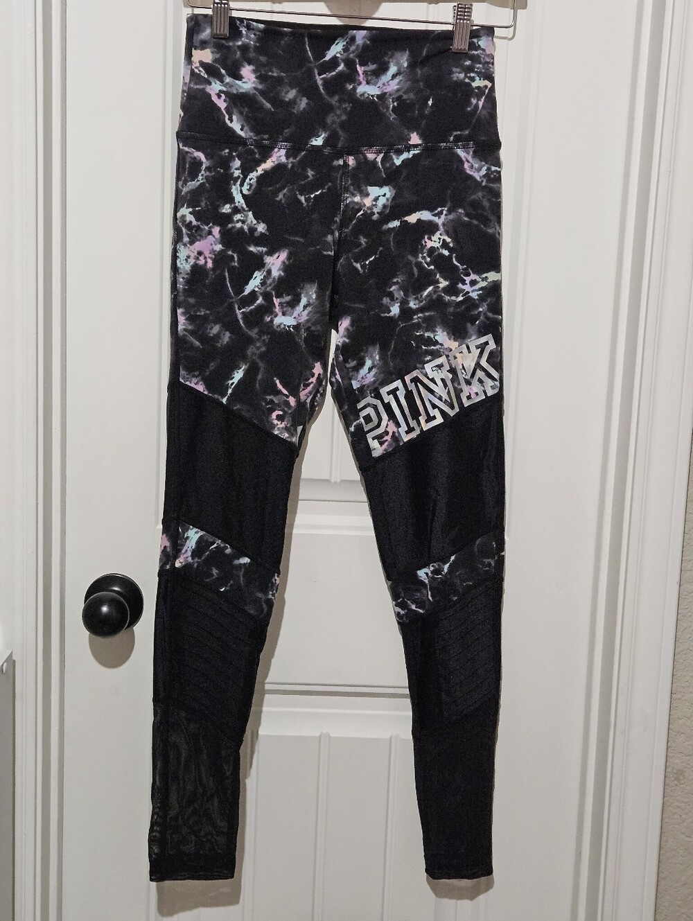PINK Ultimate Leggings Marble Print Mesh Panels